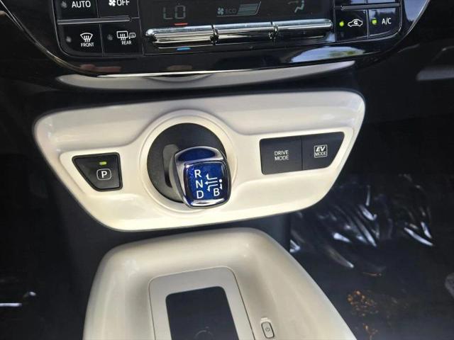 2017 Toyota Prius Three