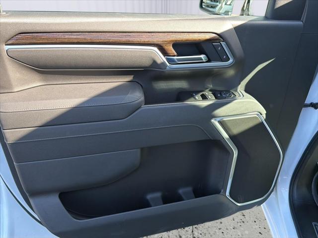 2026 GMC Sierra 3500HD Crew Cab, Long Bed, SLE, 4WD