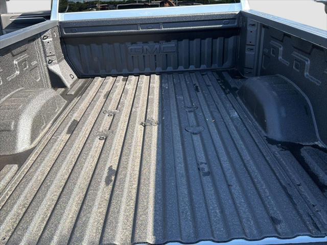 2026 GMC Sierra 3500HD Crew Cab, Long Bed, SLE, 4WD