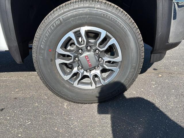2026 GMC Sierra 3500HD Crew Cab, Long Bed, SLE, 4WD