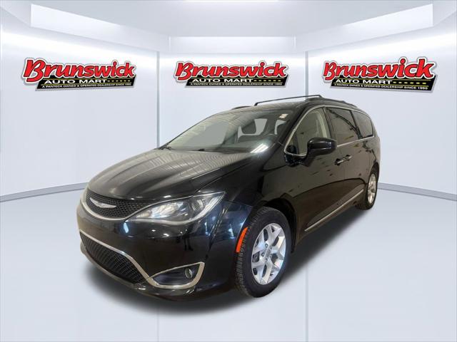 2017 Chrysler Pacifica Touring-L for sale in Brunswick, OH