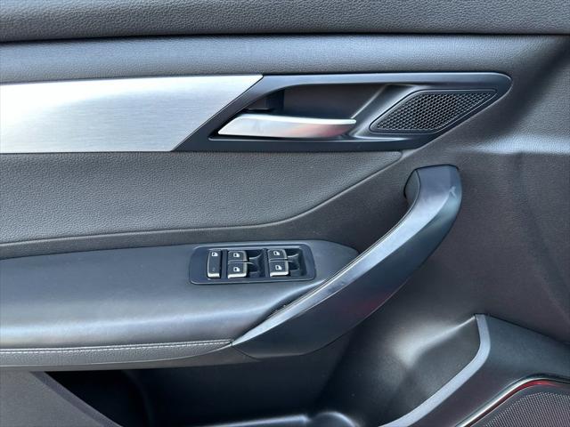 2023 INFINITI VF 8 Plus