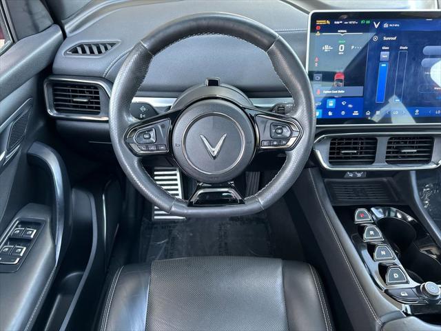 2023 INFINITI VF 8 Plus