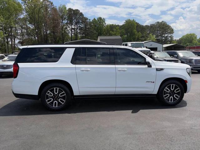 2021 GMC Yukon XL 4WD AT4