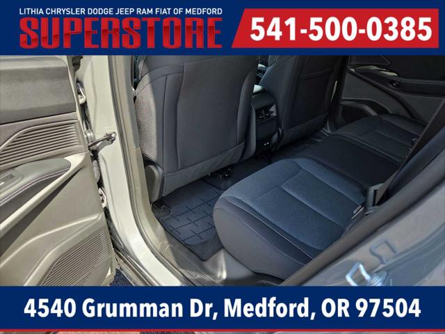 2026 Jeep Cherokee Laredo
