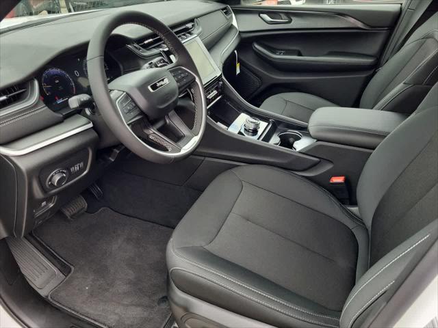 2026 Jeep Grand Cherokee L Altitude 4x4