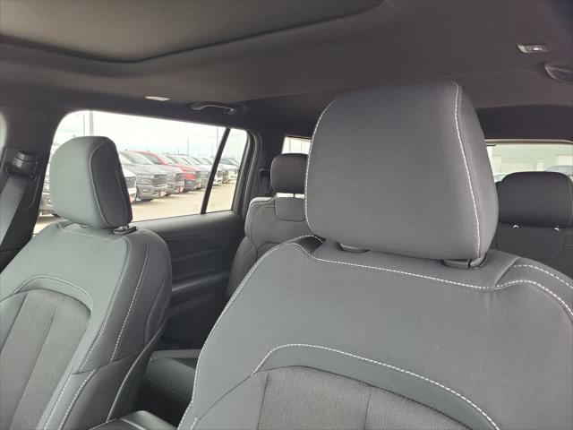 2026 Jeep Grand Cherokee L Altitude 4x4