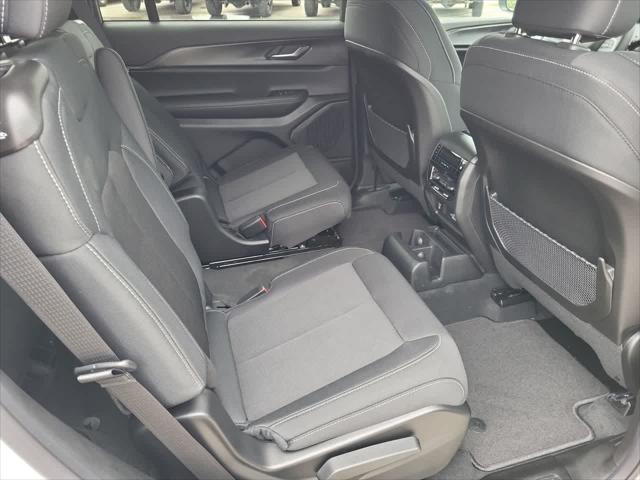 2026 Jeep Grand Cherokee L Altitude 4x4