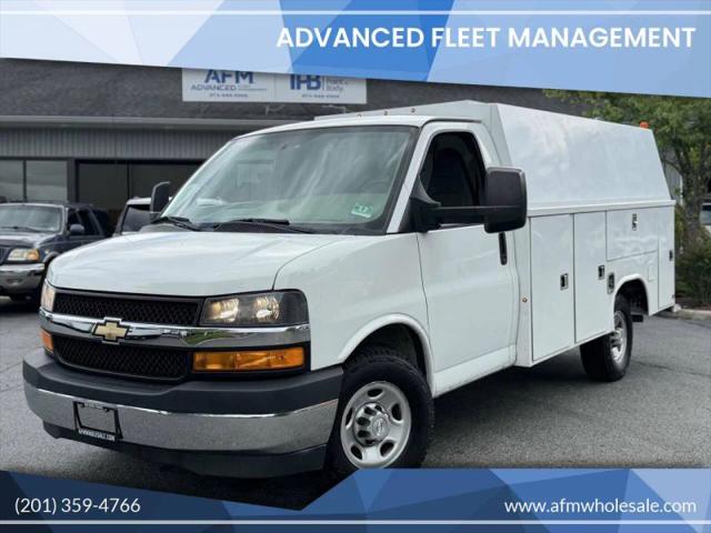 2017 Chevrolet Express Cutaway Work Van for sale in Branchville, NJ