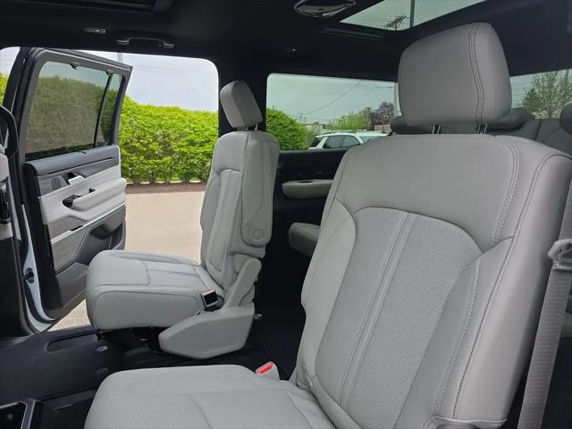 2026 Jeep Grand Wagoneer Summit Obsidian 4x4