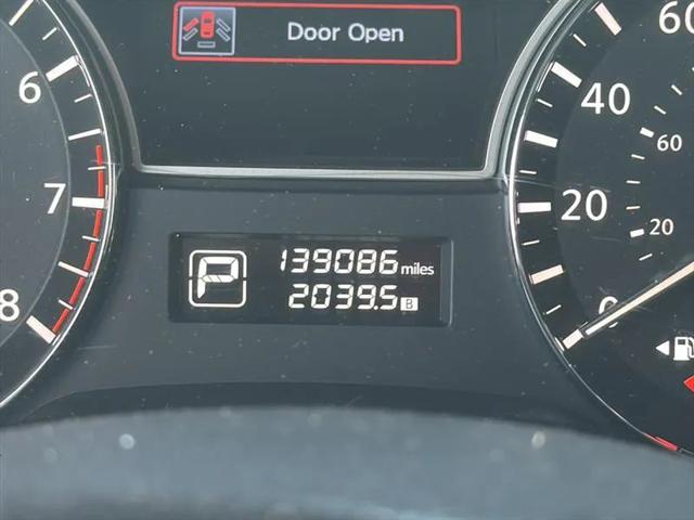 2015 Nissan Pathfinder SV