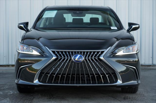 2022 Lexus ES 300h ES 300h w/ Premium Package