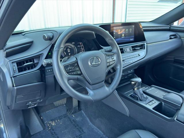 2022 Lexus ES 300h ES 300h w/ Premium Package
