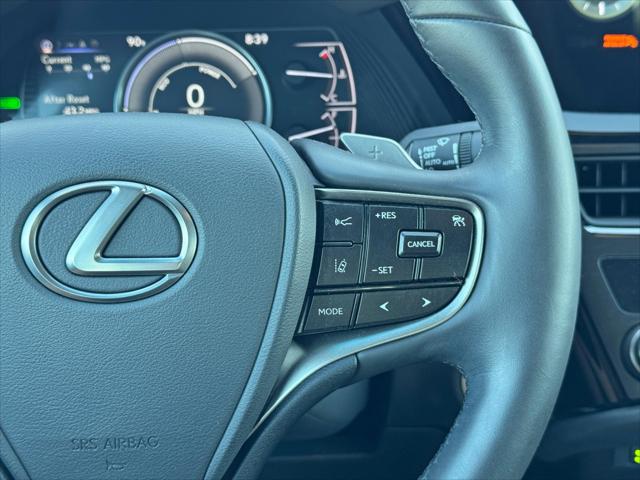 2022 Lexus ES 300h ES 300h w/ Premium Package