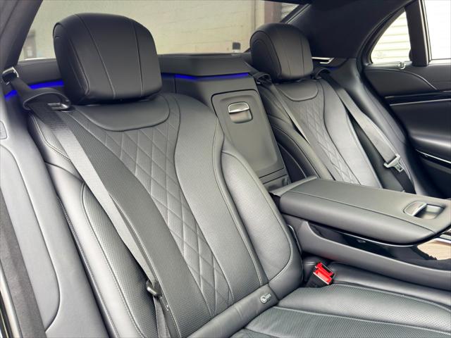 2018 Mercedes-Benz S 560 S 560 w/ Premium, AMG Line & Driver Assist Packages