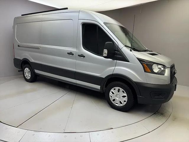 2023 Ford Transit Cargo Van Medium Roof w/LWB