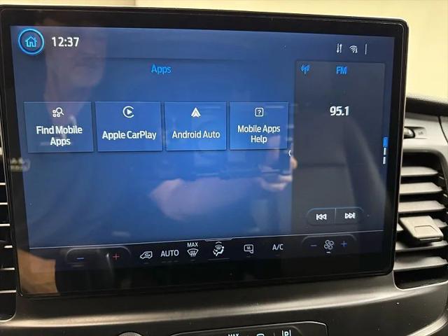 2023 Ford Transit Cargo Van Medium Roof w/LWB