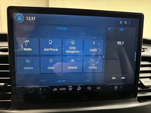 2023 Ford Transit Cargo Van Medium Roof w/LWB
