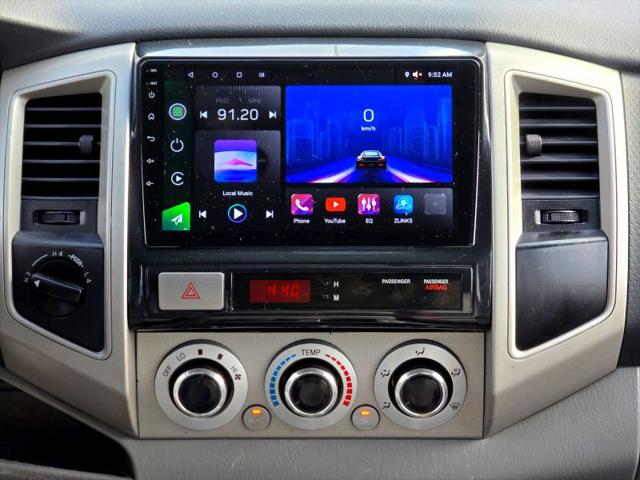 2005 Toyota Tacoma Base V6