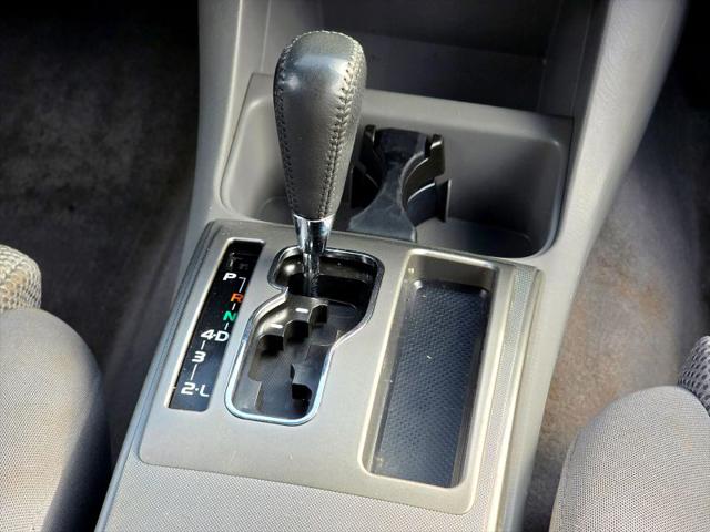 2005 Toyota Tacoma Base V6