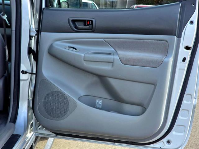 2005 Toyota Tacoma Base V6