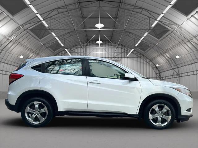 2016 Honda HR-V LX