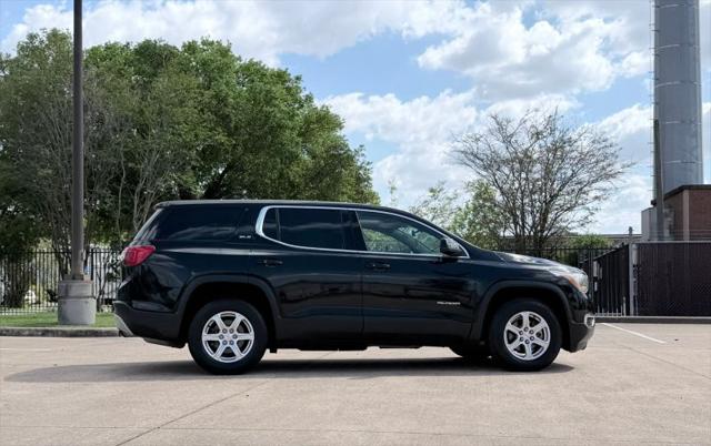 2017 GMC Acadia SLE-1