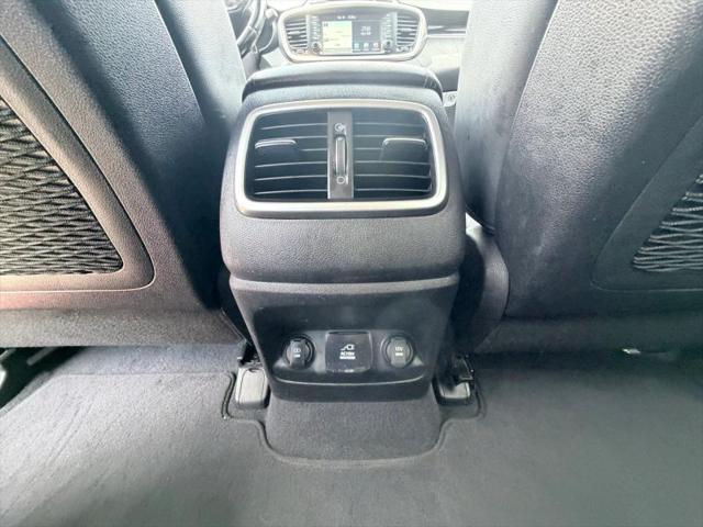 2016 Kia Sorento 3.3L SX