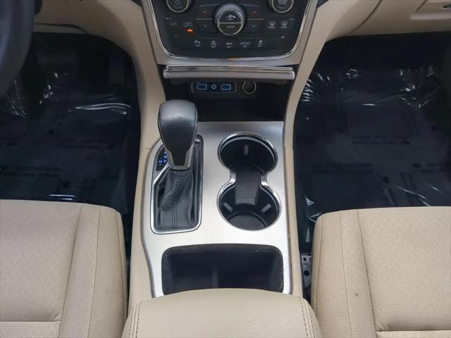 2019 Jeep Grand Cherokee Laredo E 4x2