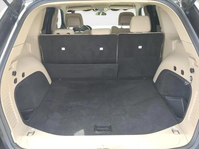 2019 Jeep Grand Cherokee Laredo E 4x2