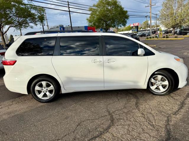 2015 Toyota Sienna LE 7 Passenger