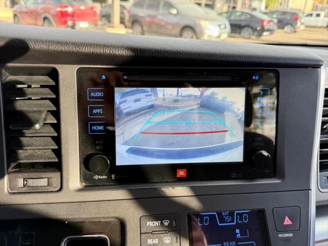 2015 Toyota Sienna LE 7 Passenger