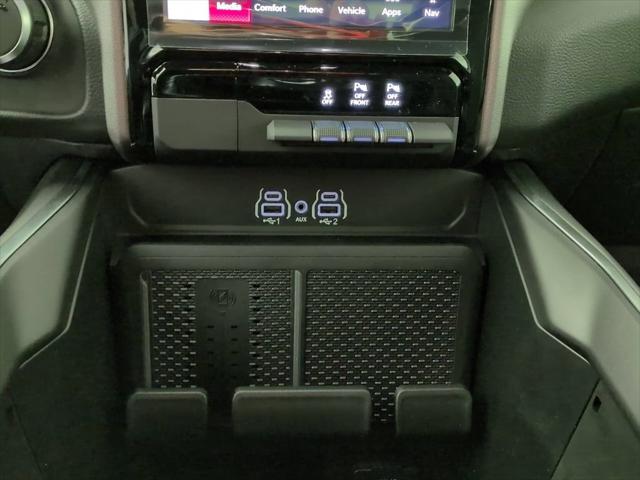 2026 Ram 1500 Big Horn Crew Cab 4x4 64 Box