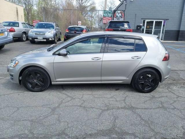 2015 Volkswagen Golf TDI S 4-Door