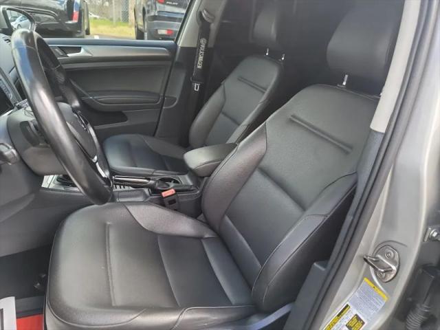 2015 Volkswagen Golf TDI S 4-Door