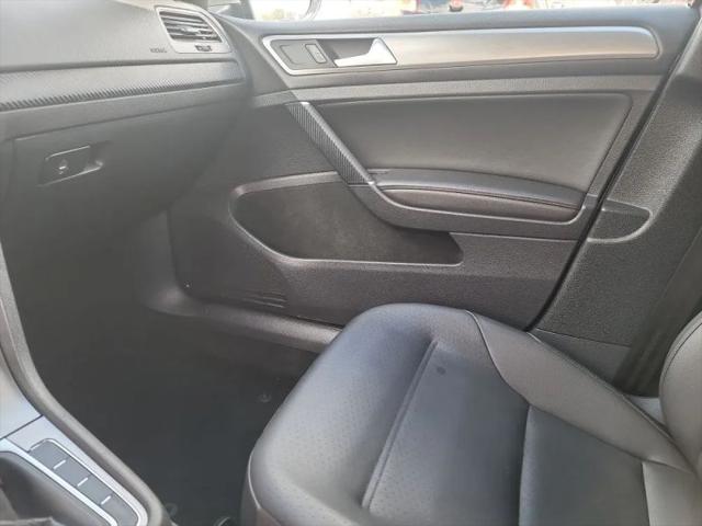 2015 Volkswagen Golf TDI S 4-Door