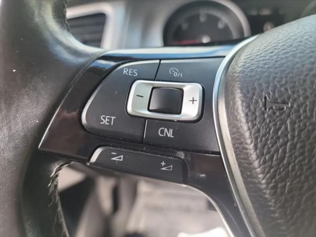 2015 Volkswagen Golf TDI S 4-Door