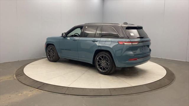 2026 Jeep Grand Cherokee Summit 4x4