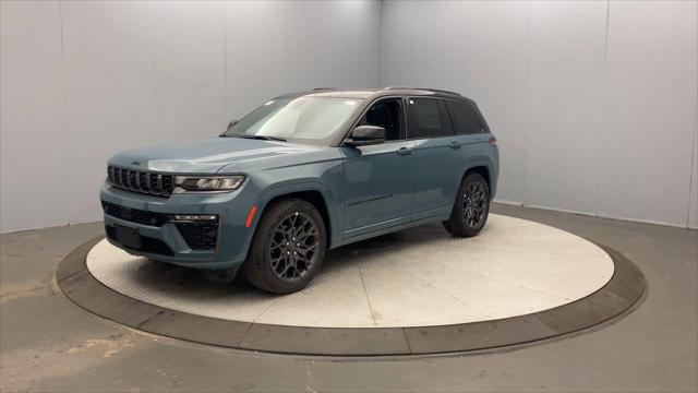 2026 Jeep Grand Cherokee Summit 4x4