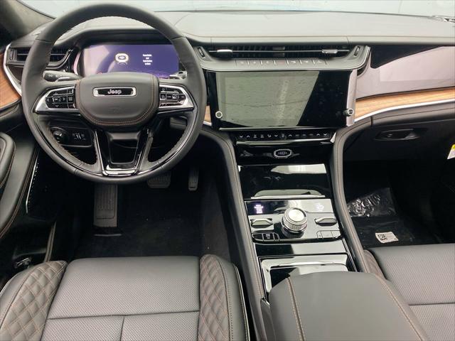 2026 Jeep Grand Cherokee Summit 4x4