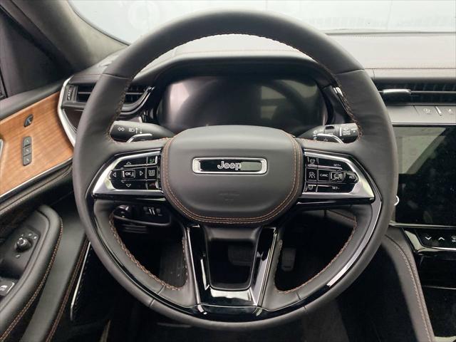 2026 Jeep Grand Cherokee Summit 4x4