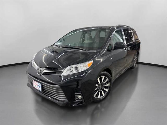 2018 Toyota Sienna XLE 7 Passenger