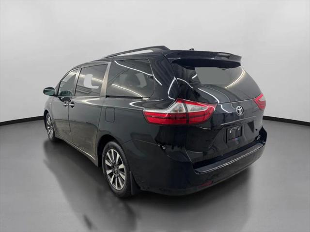 2018 Toyota Sienna XLE 7 Passenger
