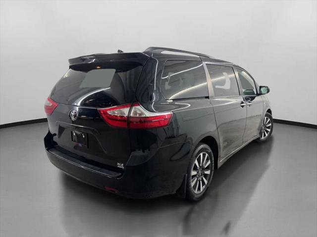 2018 Toyota Sienna XLE 7 Passenger