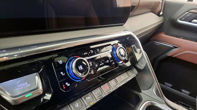 2025 GMC Sierra 2500HD 4WD Crew Cab Standard Bed Denali Ultimate