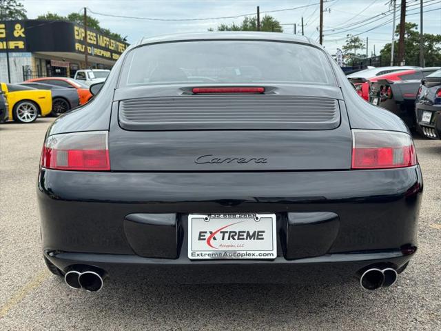 2003 Porsche 911 Carrera