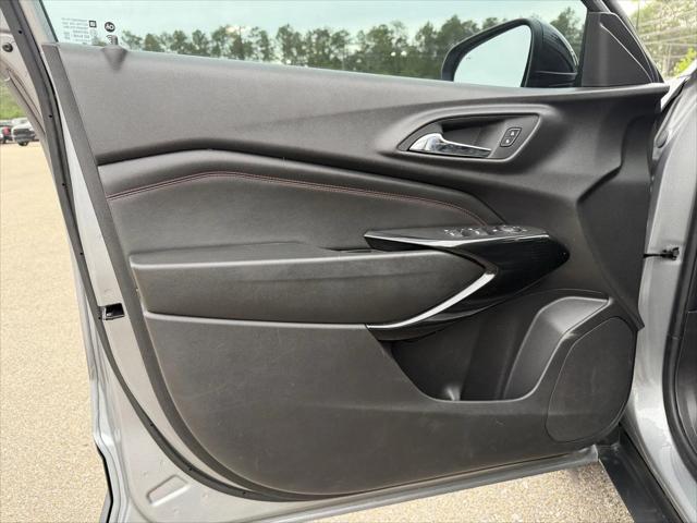 2025 Chevrolet Trax FWD 2RS