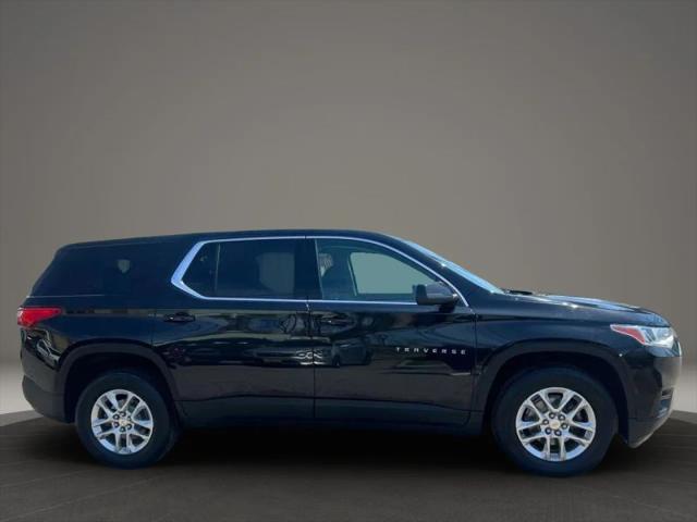 2021 Chevrolet Traverse AWD LS