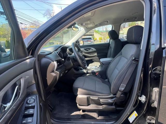 2021 Chevrolet Traverse AWD LS