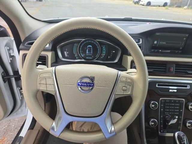 2015 Volvo XC70 T6 Platinum
